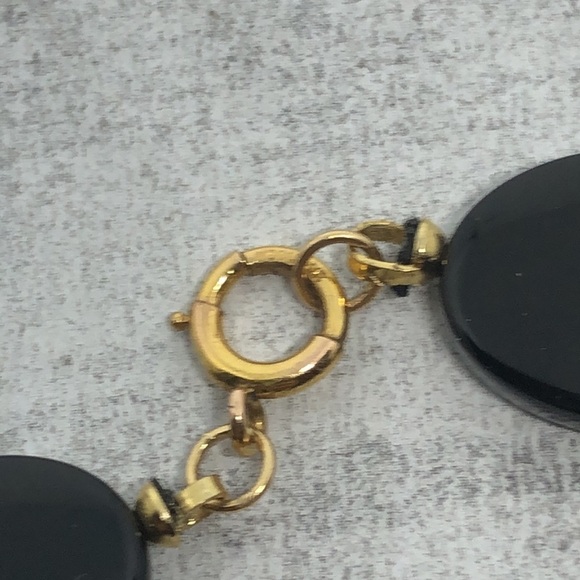 Vintage 12k gold filled clasp with natural black stone polished beads - Picture 3 of 4